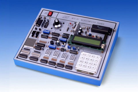 MTS-51 8051 processzor gyakorló